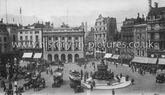 Piccadilly Circus, London, c.1917.